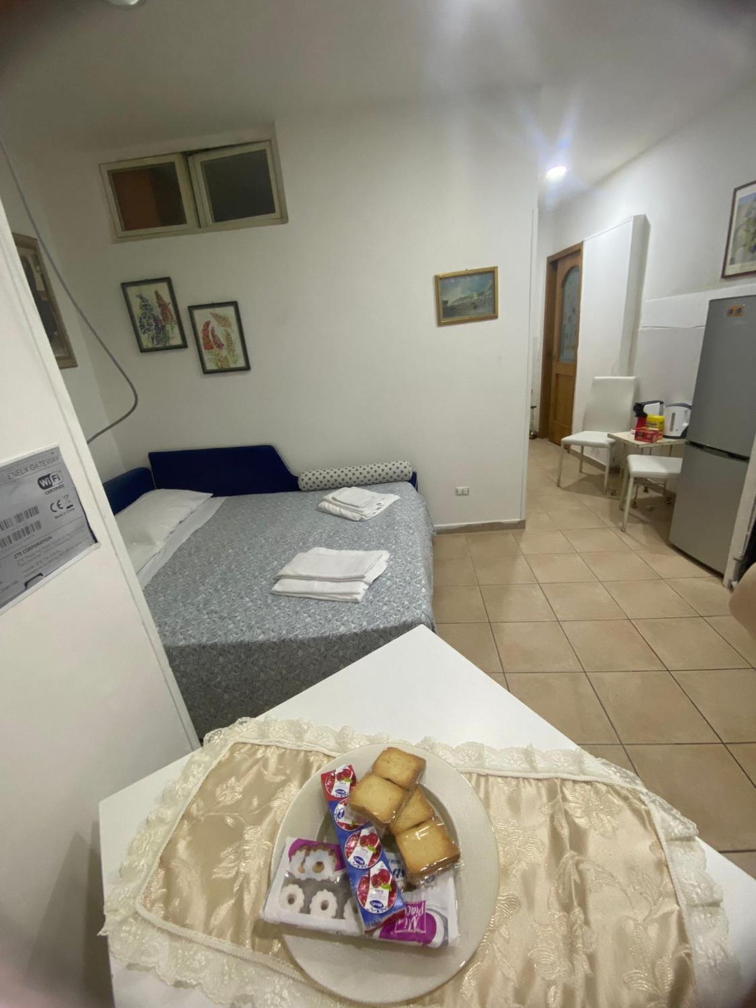 Casa Mari' Centro Storico Vicino Caracciolo * Napoli
